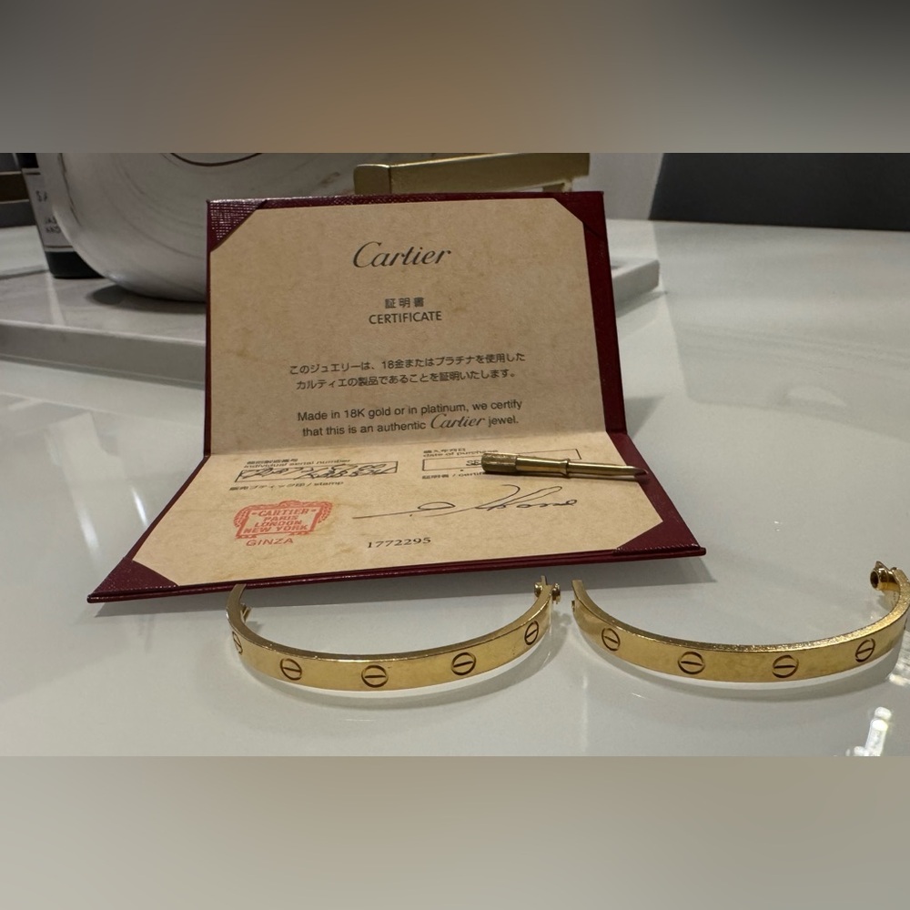 Cartier
Love Bracelet 18K Rose Gold
